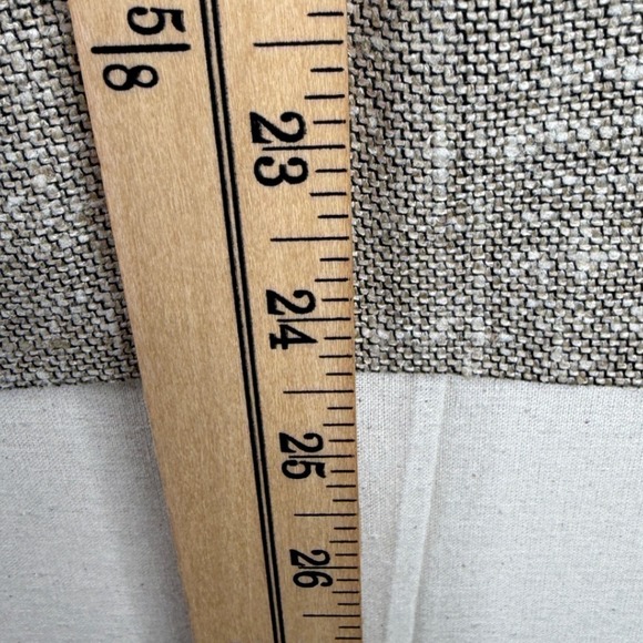 Escada New Wool/Silk Blend Pencil Skirt size 42 Beige - Picture 8 of 8